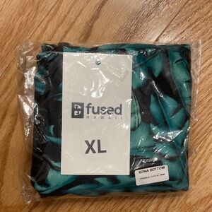Fused Hawaii Kona bottom XL new with tag in bag